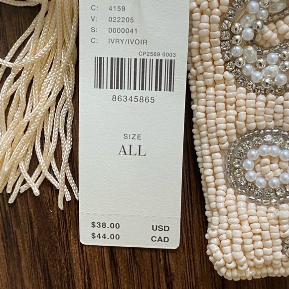 Anthropologie icon coin purse size 5” by 3.5” - Picture 12 of 12